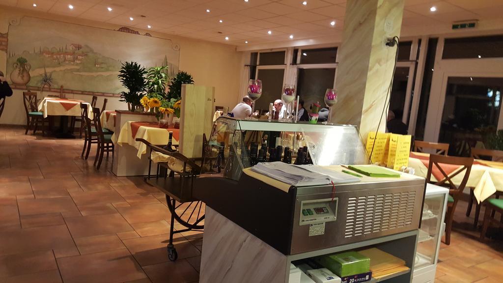 באסרזדורף Hotel Mare & Monti מראה חיצוני תמונה